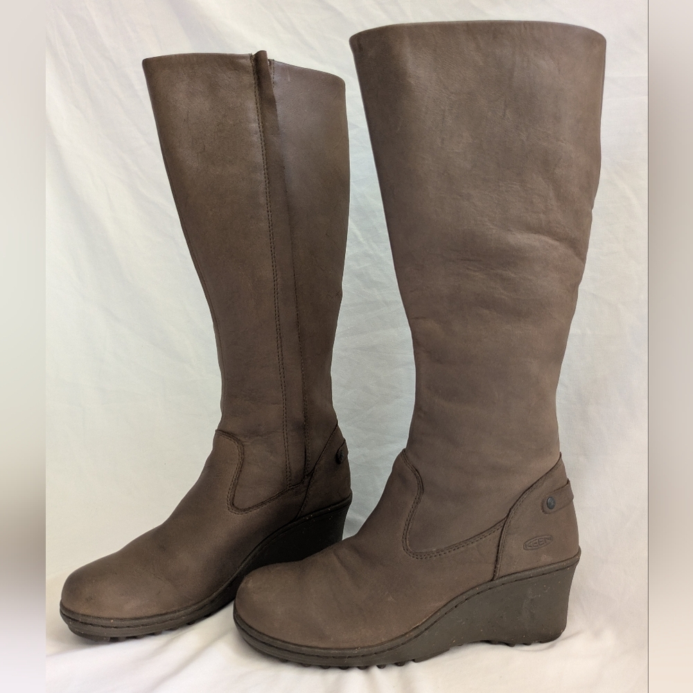 KEEN Akita Brown Leather Wedge Boot
